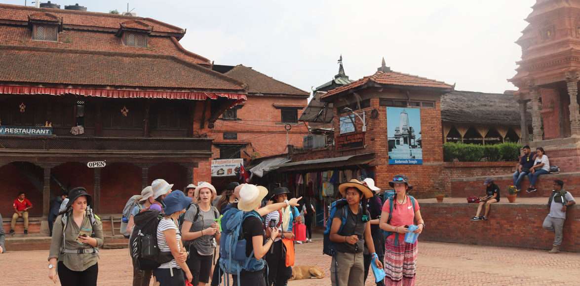 Bhaktapur Durbar Squire