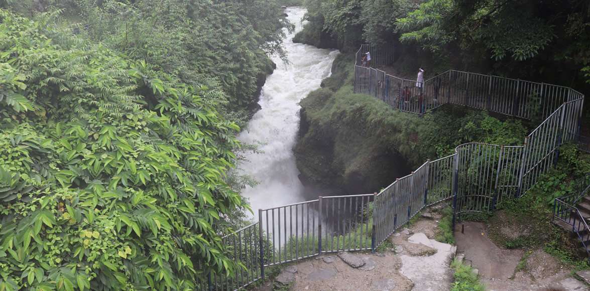 Devis Falls in Pokhara
