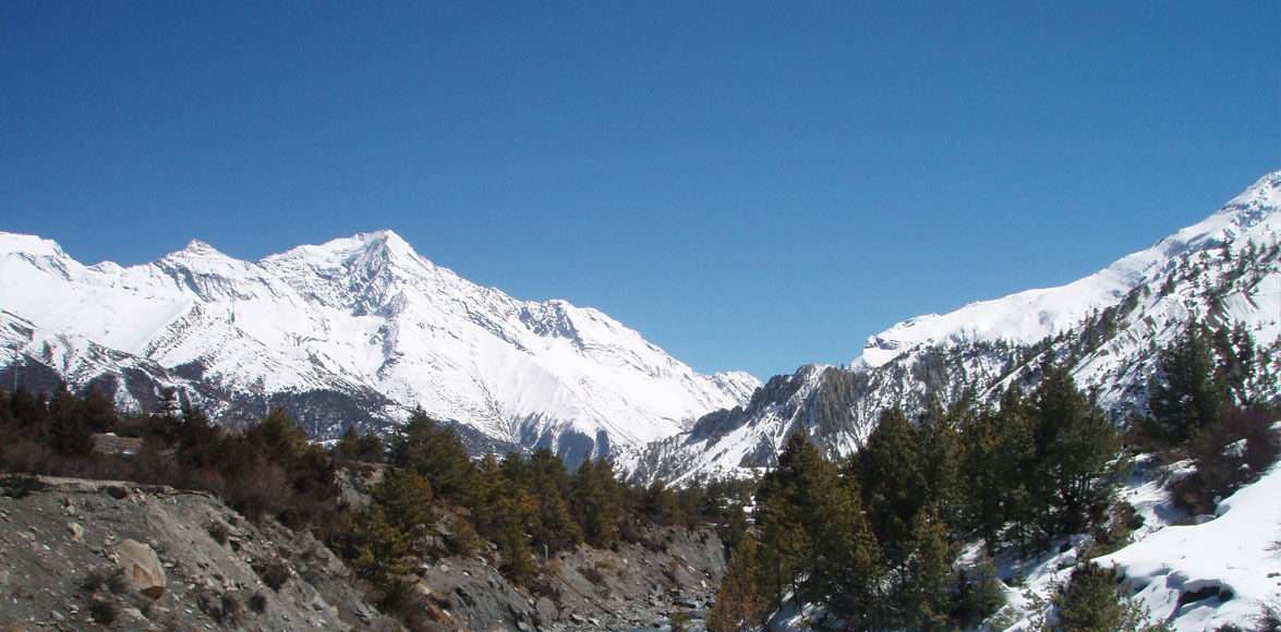 Himalaya View on Short Annapurna Circuit Trek