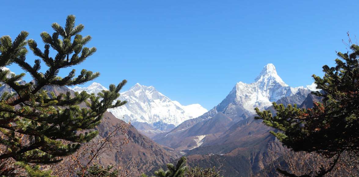 The Trail on Deluxe Everest Base Camp Trek