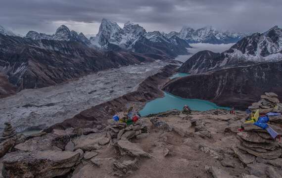 Gokyo Renjo La pass Trek